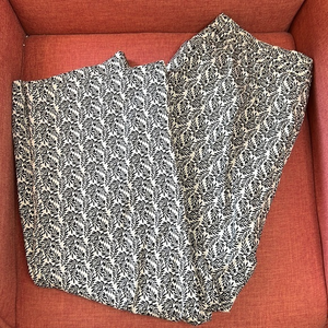 JM COLLECTION WOMENS SIZE 10 STRETCH PANTS NEW‎ WITHOUT TAGS